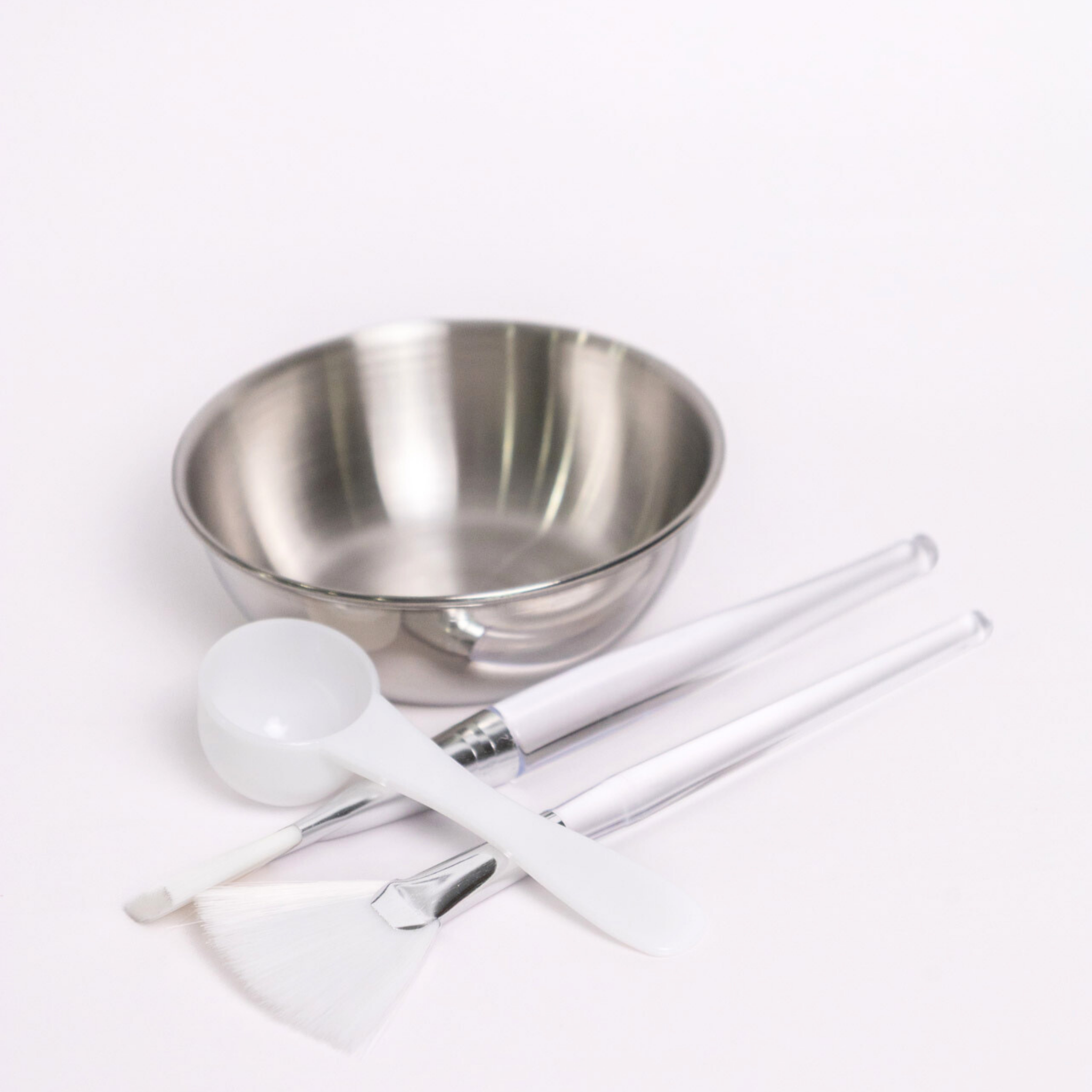 face mask applicator brush and mixing bowl set for DIY skincare, tools for easy and mess-free facial mask application