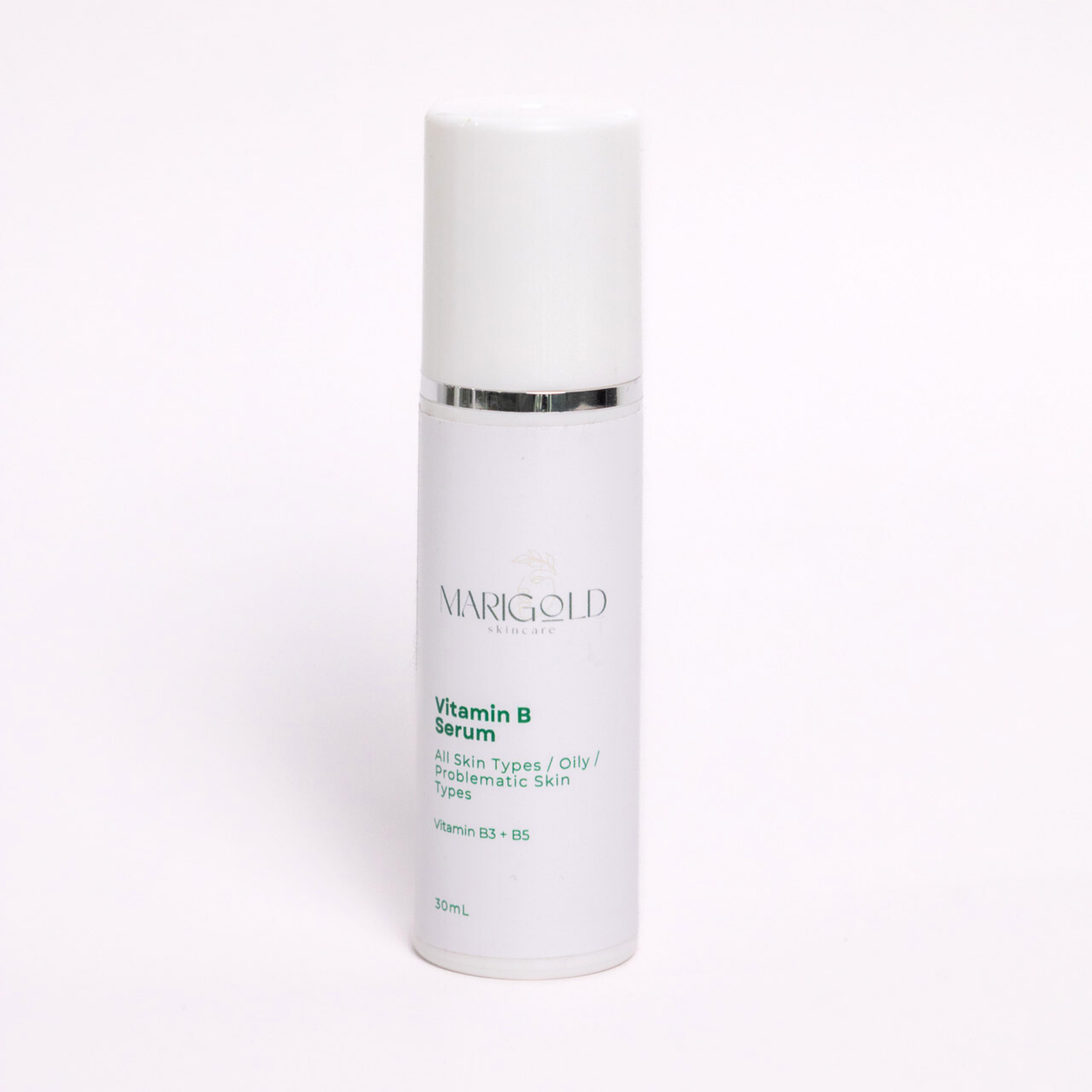 Vitamin B face serum for hydration and brightening, enriched with antioxidants to reduce fine lines and improve skin radiance