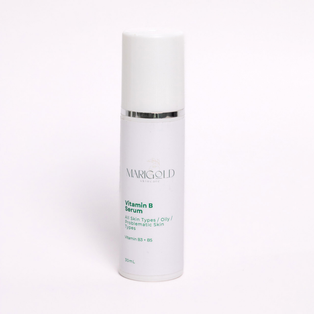 Vitamin B face serum for hydration and brightening, enriched with antioxidants to reduce fine lines and improve skin radiance